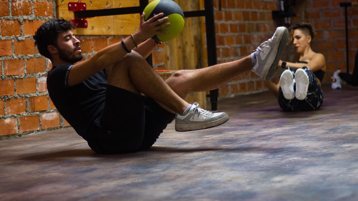 Ejercicios para Mantenerte en Forma en Casa